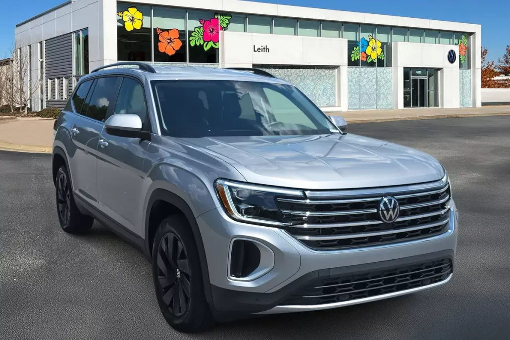 2024 Volkswagen Atlas SE Technology photo 1