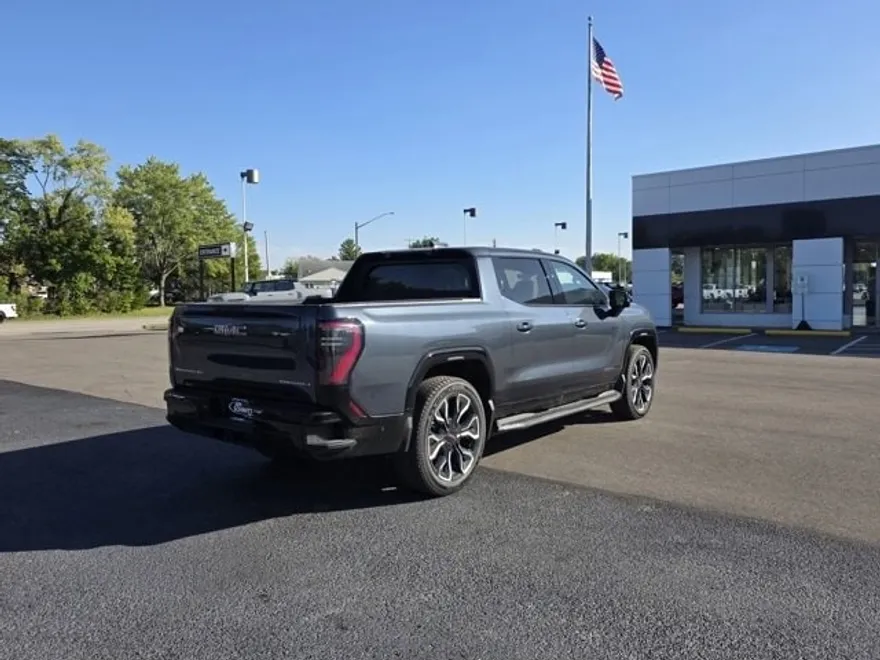 2026 Gmc Sierra EV Denali photo 2