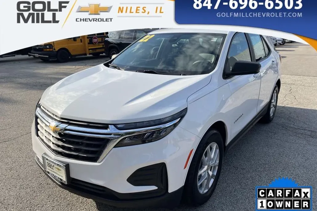2022 Chevrolet Equinox LS photo 1