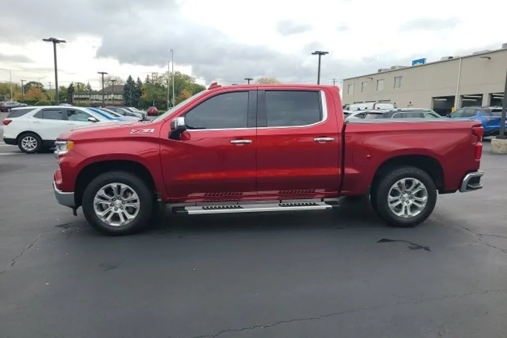 2024 Chevrolet Silverado 1500 LTZ photo 1