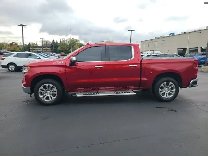 2024 Chevrolet Silverado 1500 LTZ photo 1