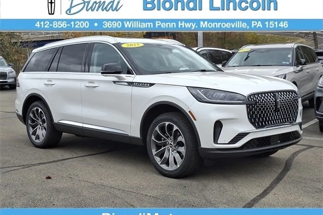2025 Lincoln Aviator Premiere photo 1