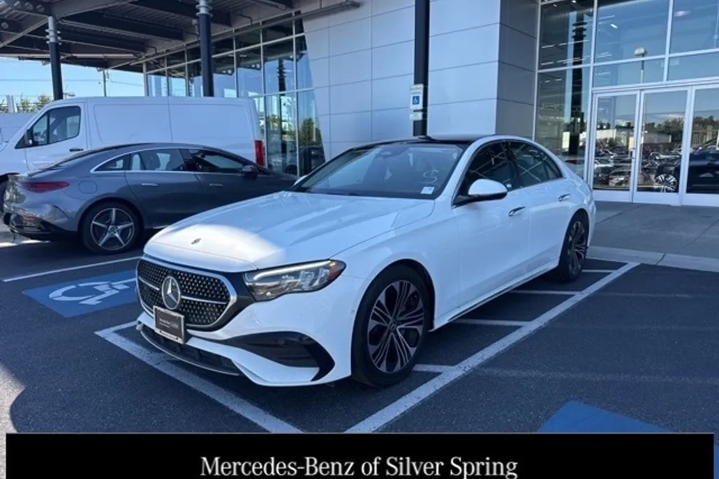 2025 Mercedes Benz E 350 4MATIC Sedan photo 1