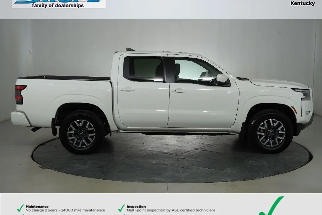 2024 Nissan Frontier SL photo 1