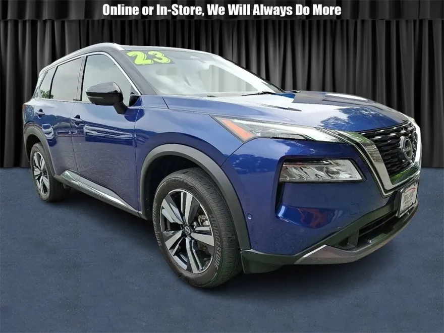 2023 Nissan Rogue SL photo 1