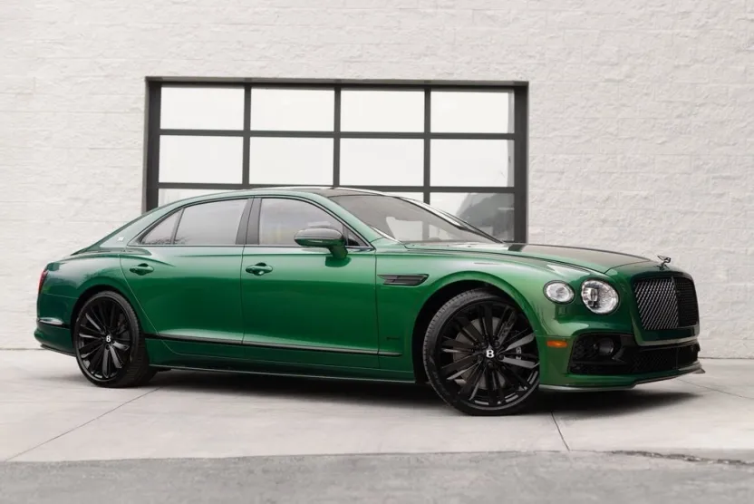 2024 Bentley Flying Spur Speed photo 1