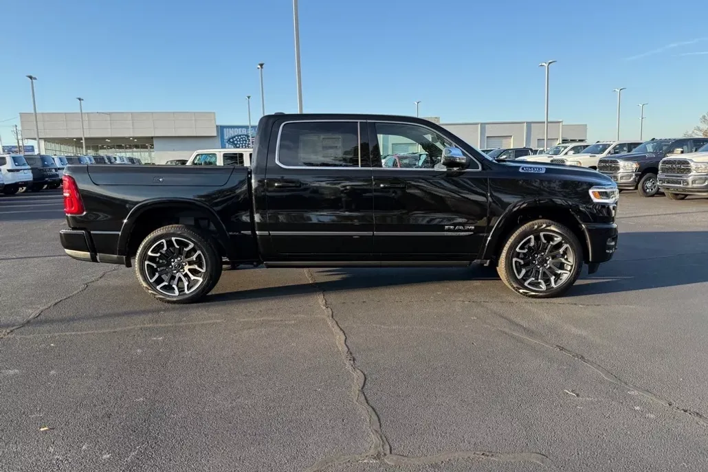 2025 Ram 1500 Limited photo 1