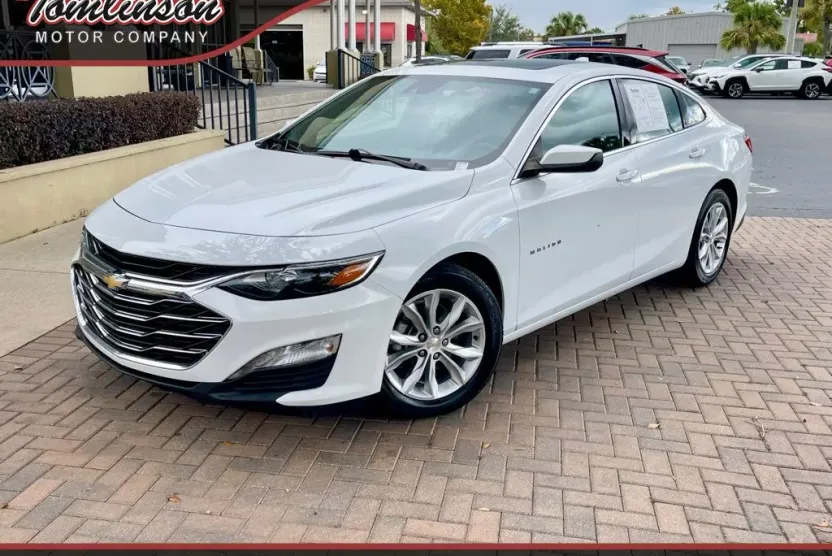 2024 Chevrolet Malibu 1LT photo 1