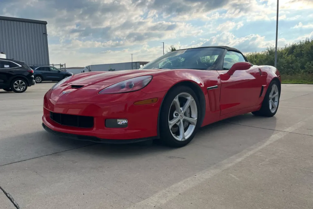 2010 Chevrolet Corvette Grand Sport 2LT photo 1