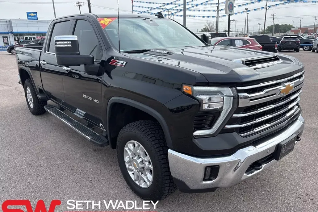2024 Chevrolet Silverado 2500HD LTZ Z71 photo 1