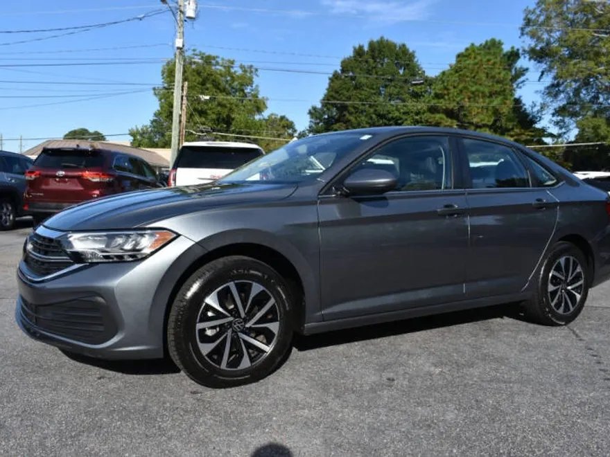 2024 Volkswagen Jetta S photo 1