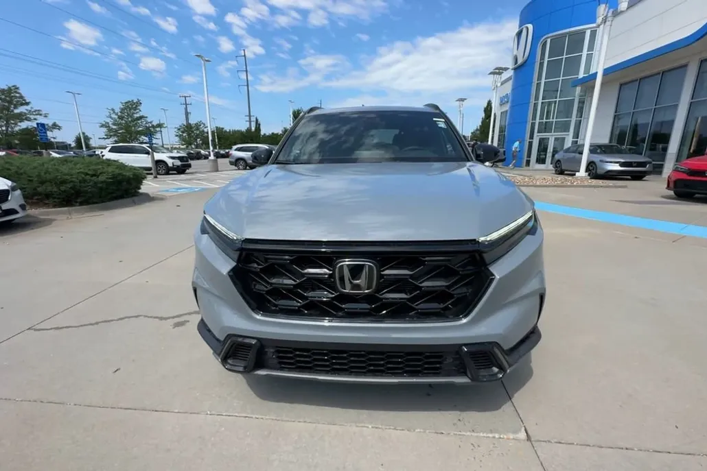 2026 Honda CR-V Hybrid Sport-L photo 1