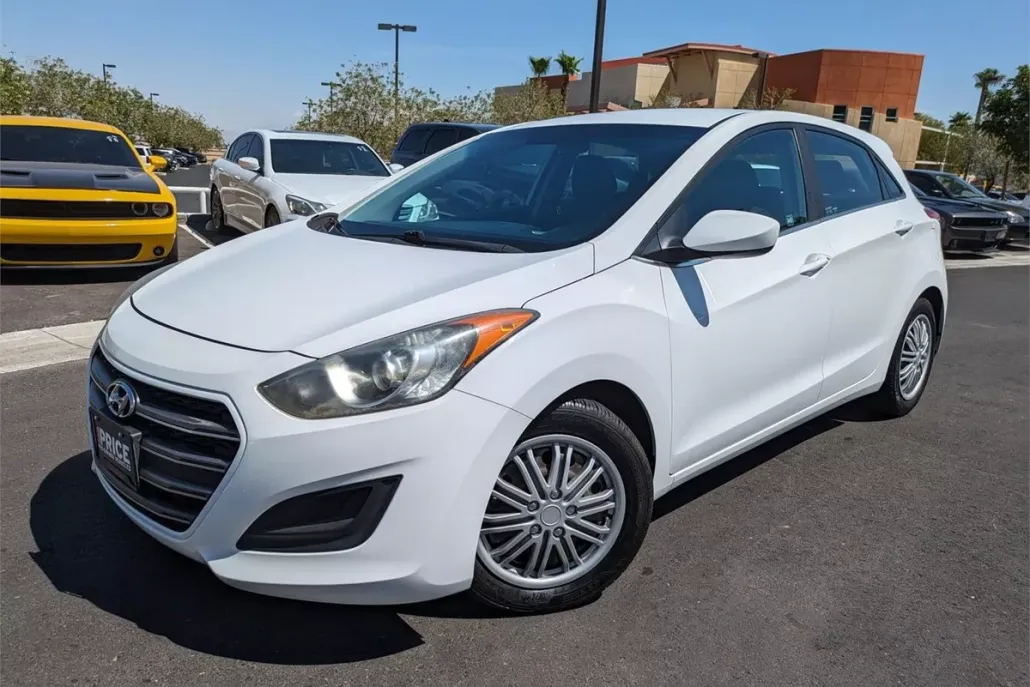 2016 Hyundai Elantra GT photo 1