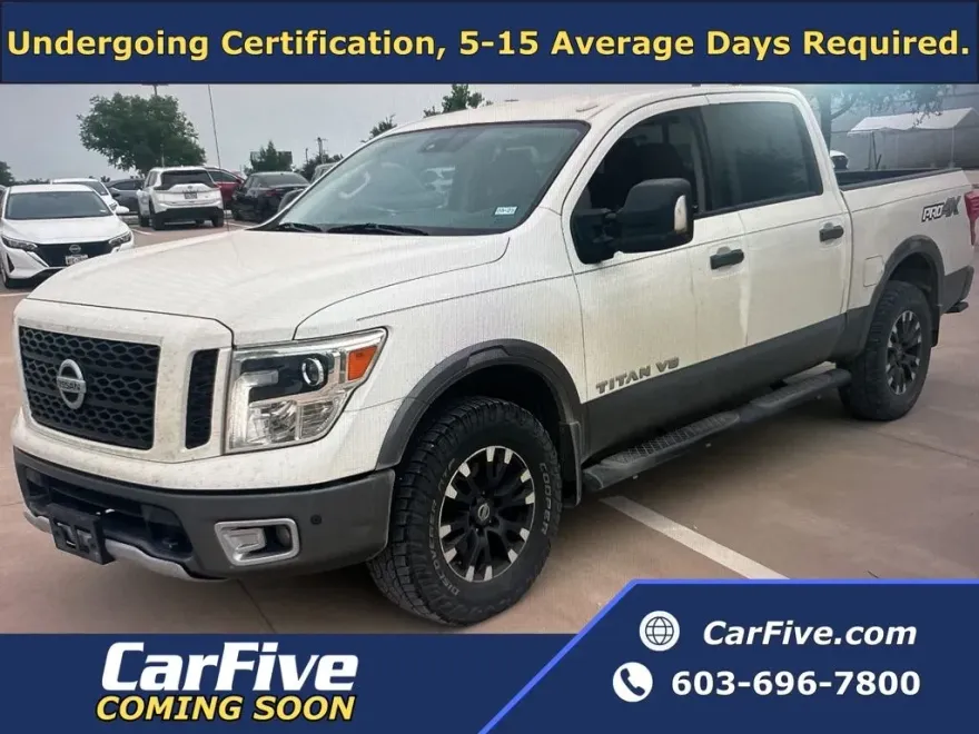 2019 Nissan Titan PRO-4X photo 1
