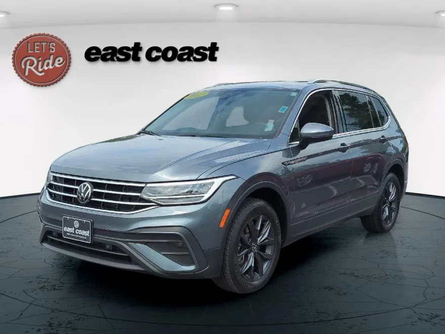2022 Volkswagen Tiguan SE photo 1