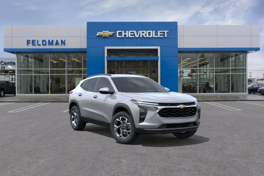 2025 Chevrolet Trax LT photo 1