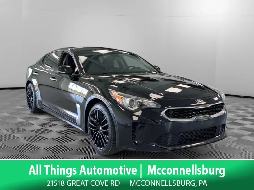 2018 Kia Stinger photo 1