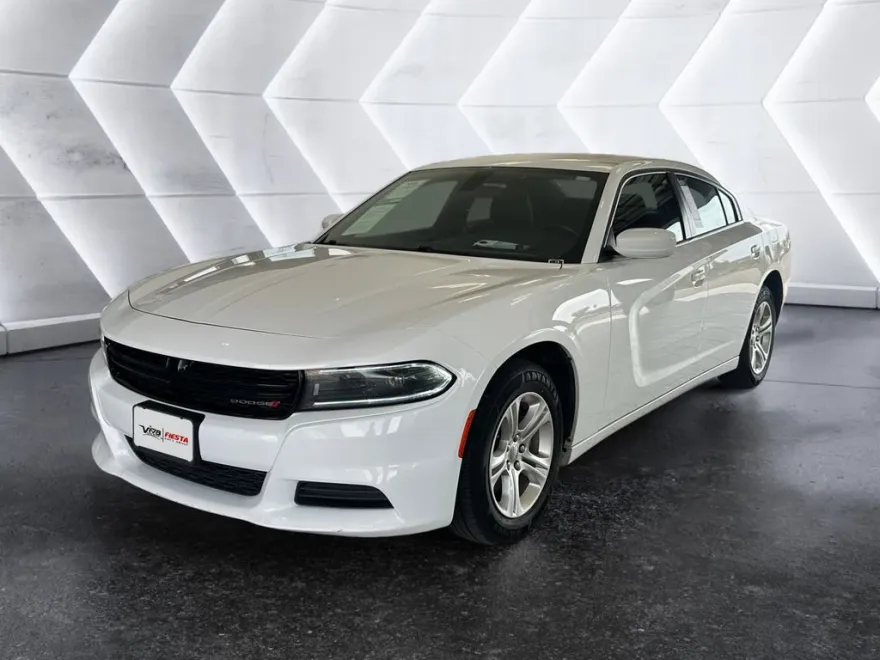 2022 Dodge Charger SXT photo 1