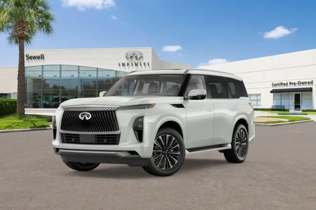 2026 Infiniti QX80 Luxe photo 1