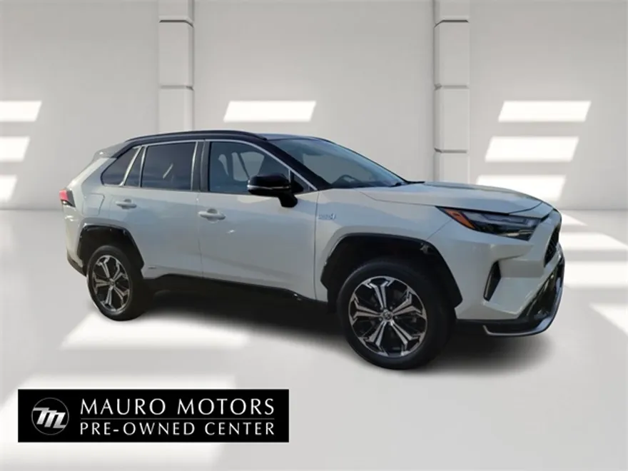2022 Toyota RAV4 Prime XSE photo 1