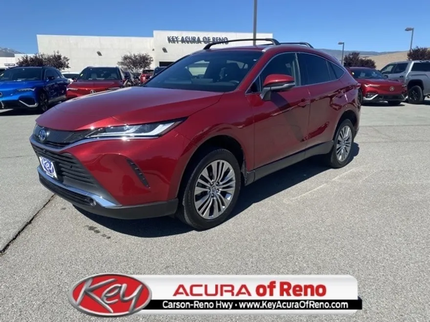2022 Toyota Venza Limited photo 1