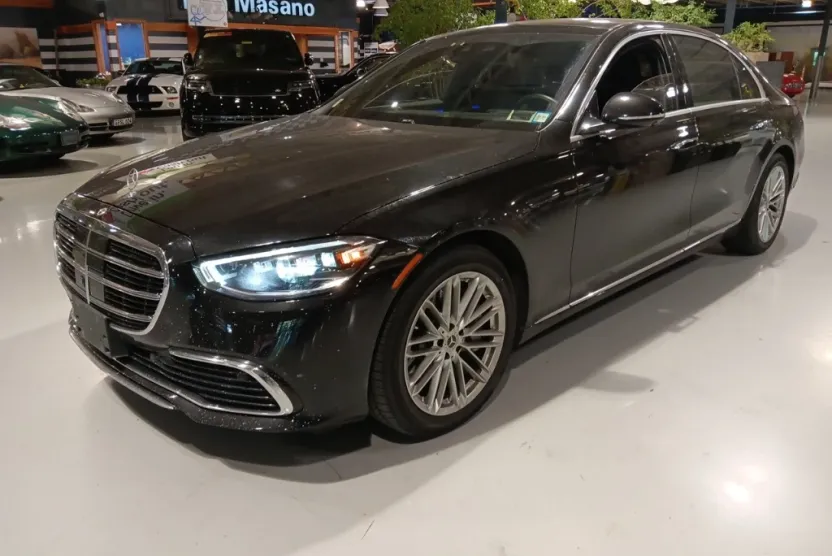 2023 Mercedes Benz S 580 4MATIC photo 1