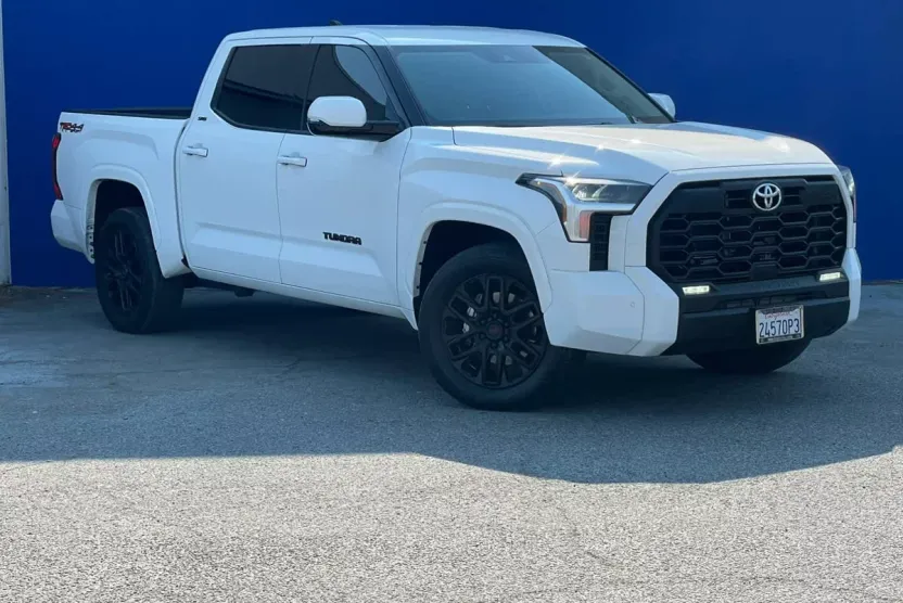 2022 Toyota Tundra SR5 photo 1
