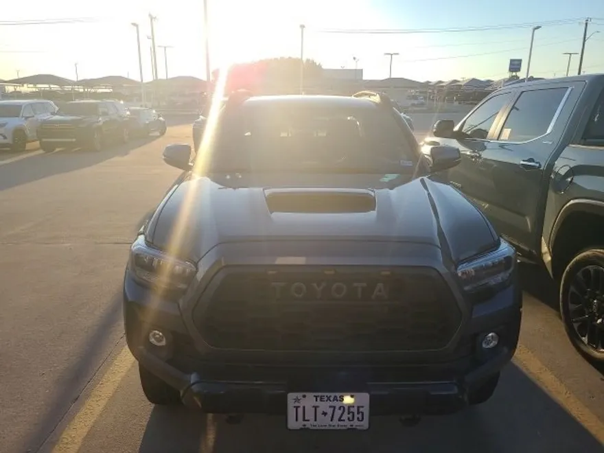 2023 Toyota Tacoma TRD Sport V6 photo 1