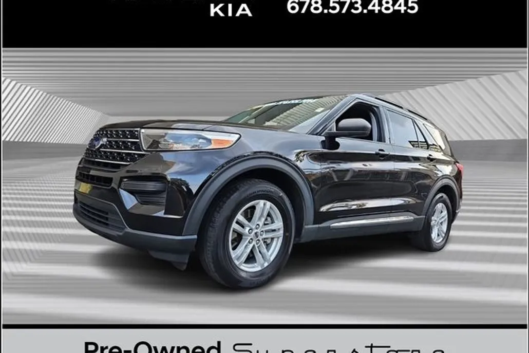 2021 Ford Explorer XLT photo 1