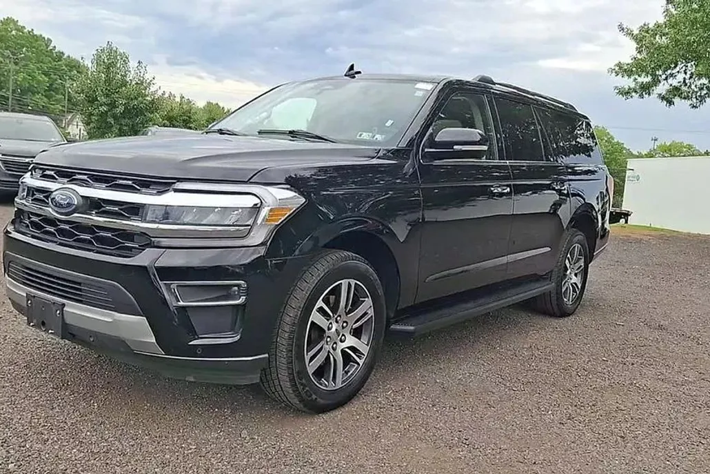 2024 Ford Expedition Limited MAX photo 1