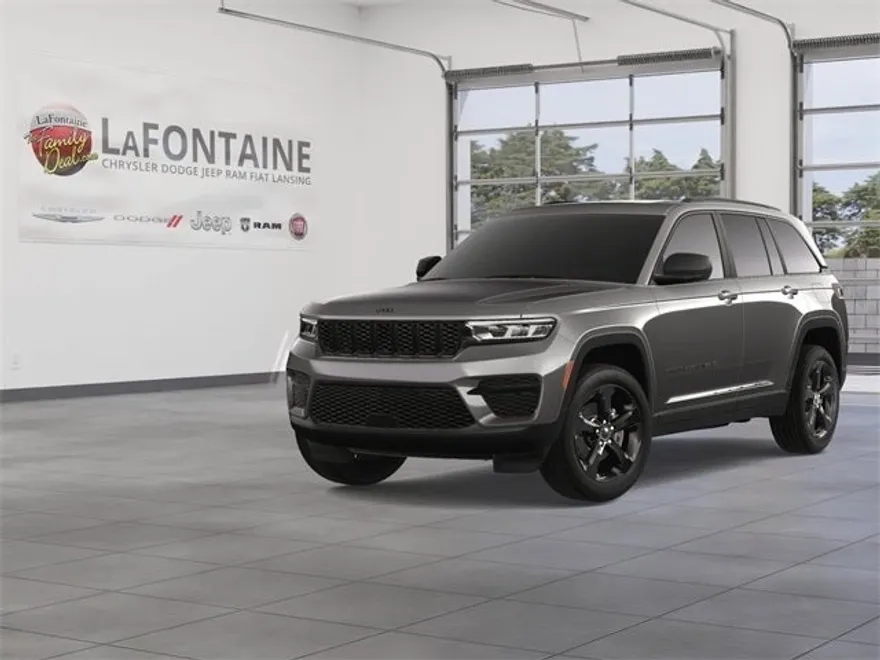 2025 Jeep Grand Cherokee Altitude photo 1