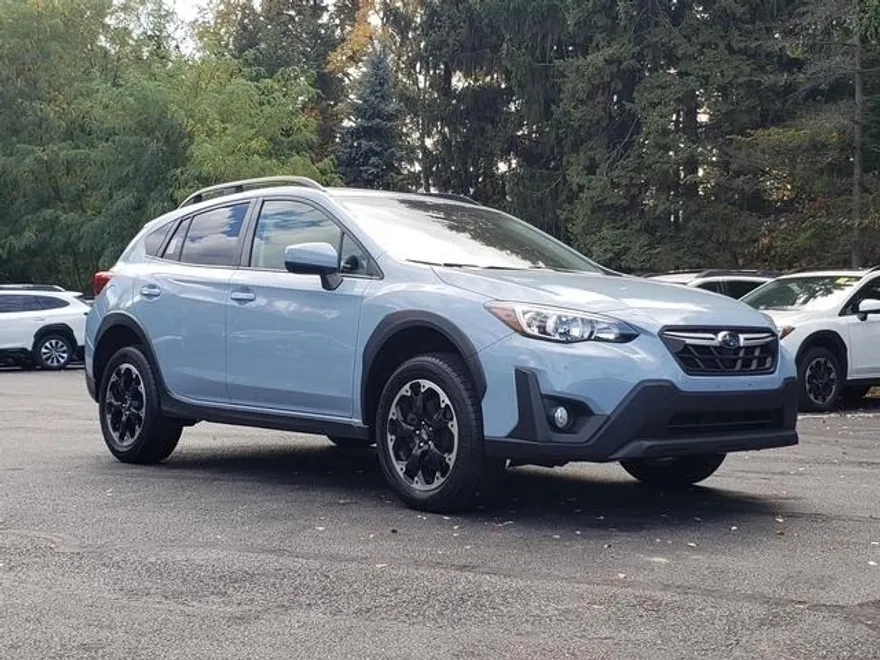 2023 Subaru Crosstrek Premium photo 1