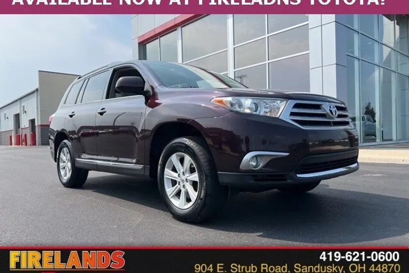 2012 Toyota Highlander Base photo 1