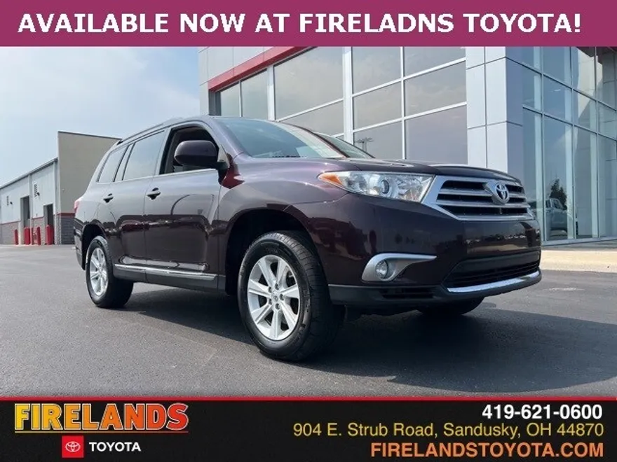 2012 Toyota Highlander Base photo 1