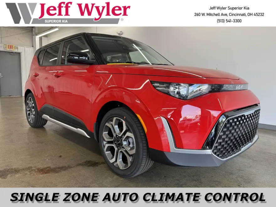 2025 Kia Soul EX photo 1