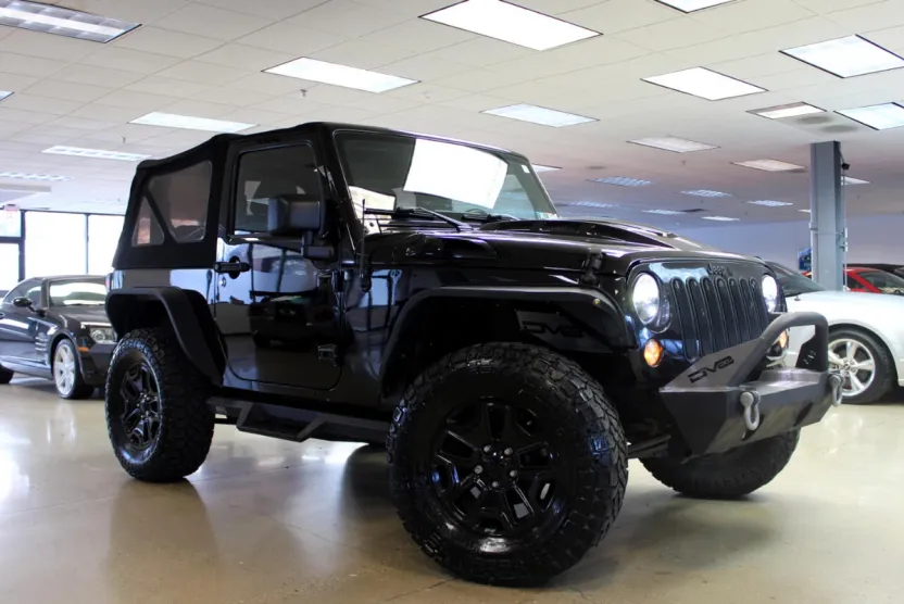 2017 Jeep Wrangler Willys Sport photo 1
