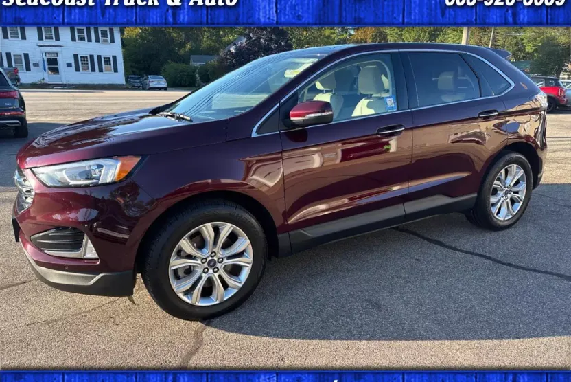 2021 Ford Edge Titanium photo 1