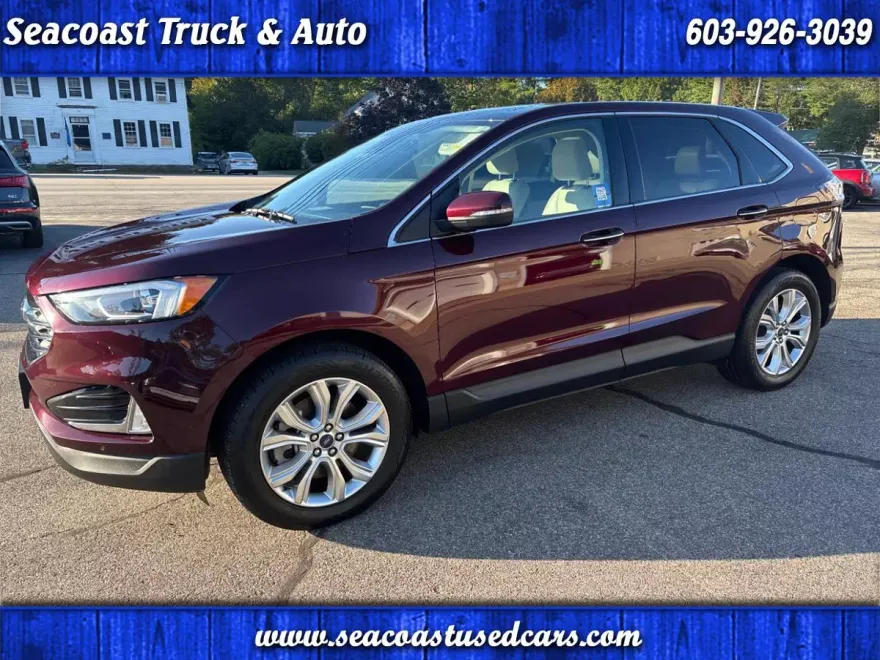 2021 Ford Edge Titanium photo 1