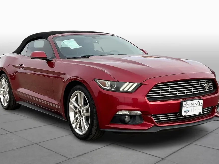 2016 Ford Mustang EcoBoost Premium photo 1