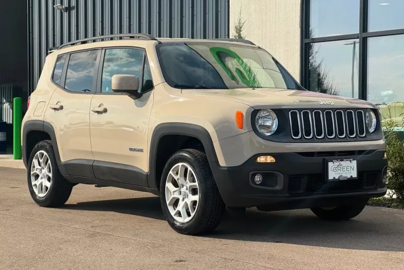 2016 Jeep Renegade Latitude photo 1