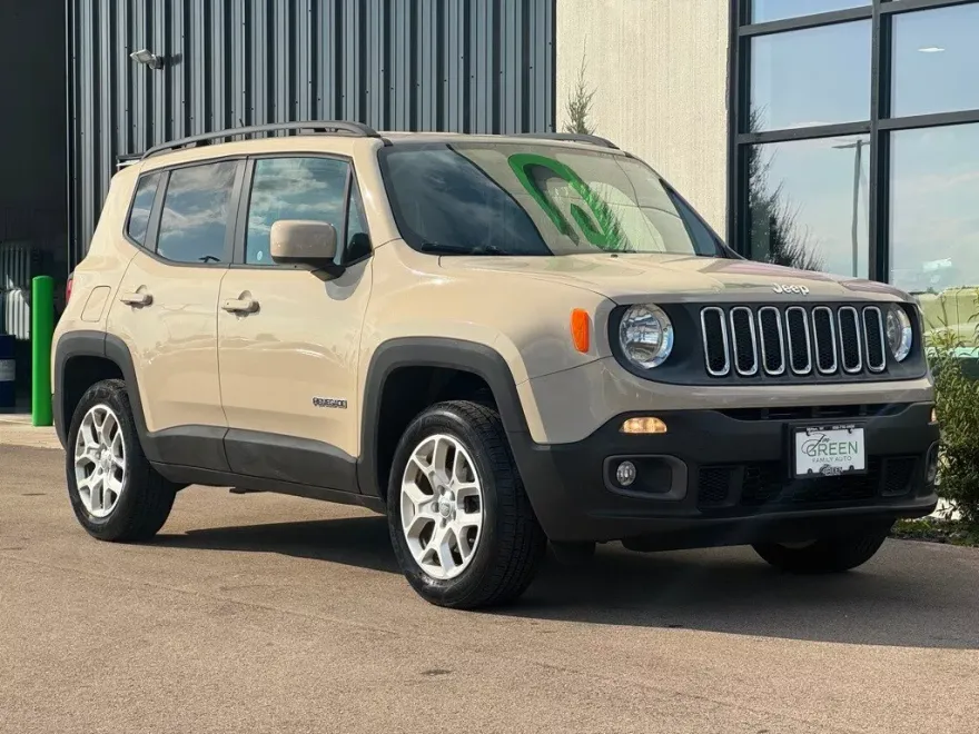 2016 Jeep Renegade Latitude photo 1