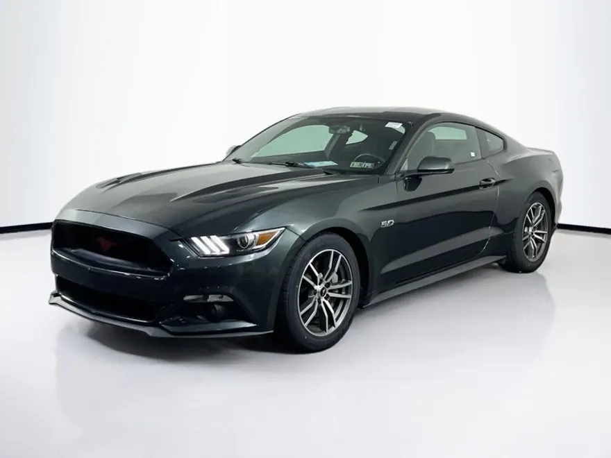 2016 Ford Mustang GT photo 1