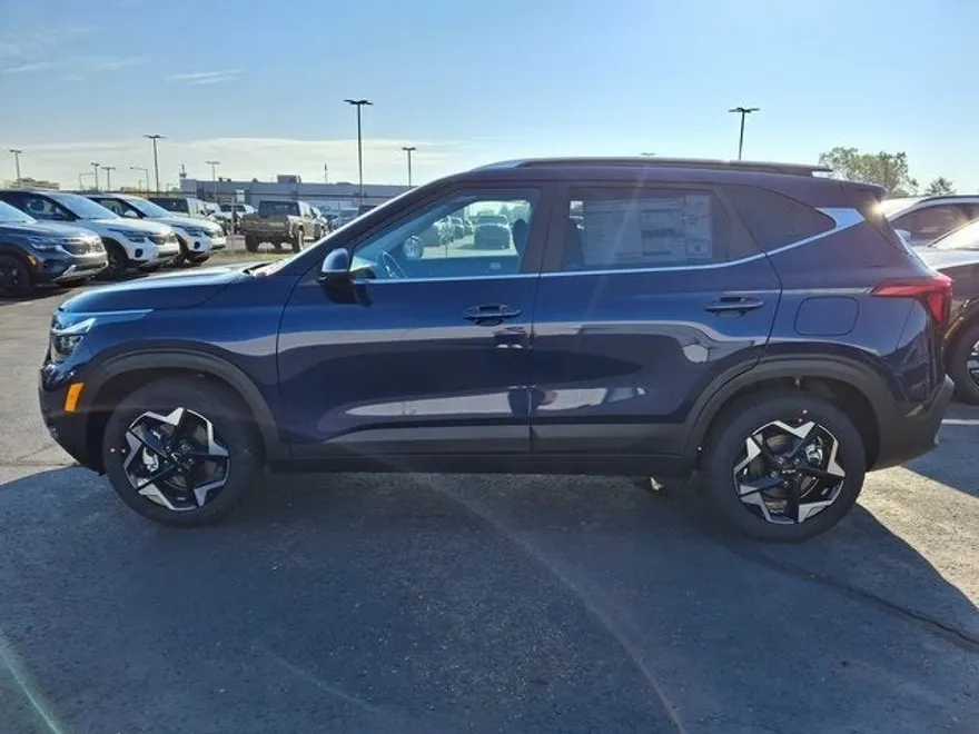 2026 Kia Seltos EX photo 1