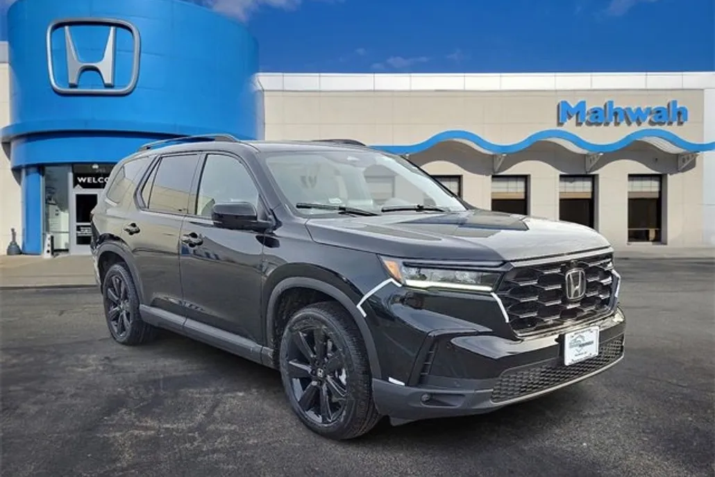 2025 Honda Pilot Black Edition photo 1