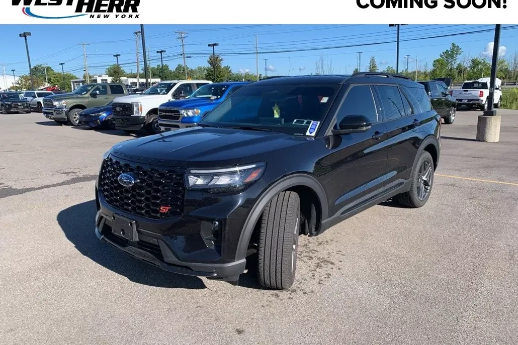 2025 Ford Explorer ST photo 1