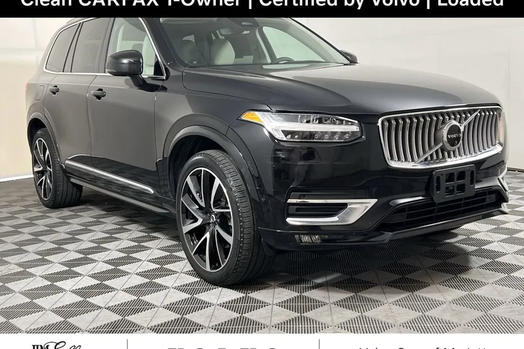 2023 Volvo XC90 B5 AWD Plus photo 1