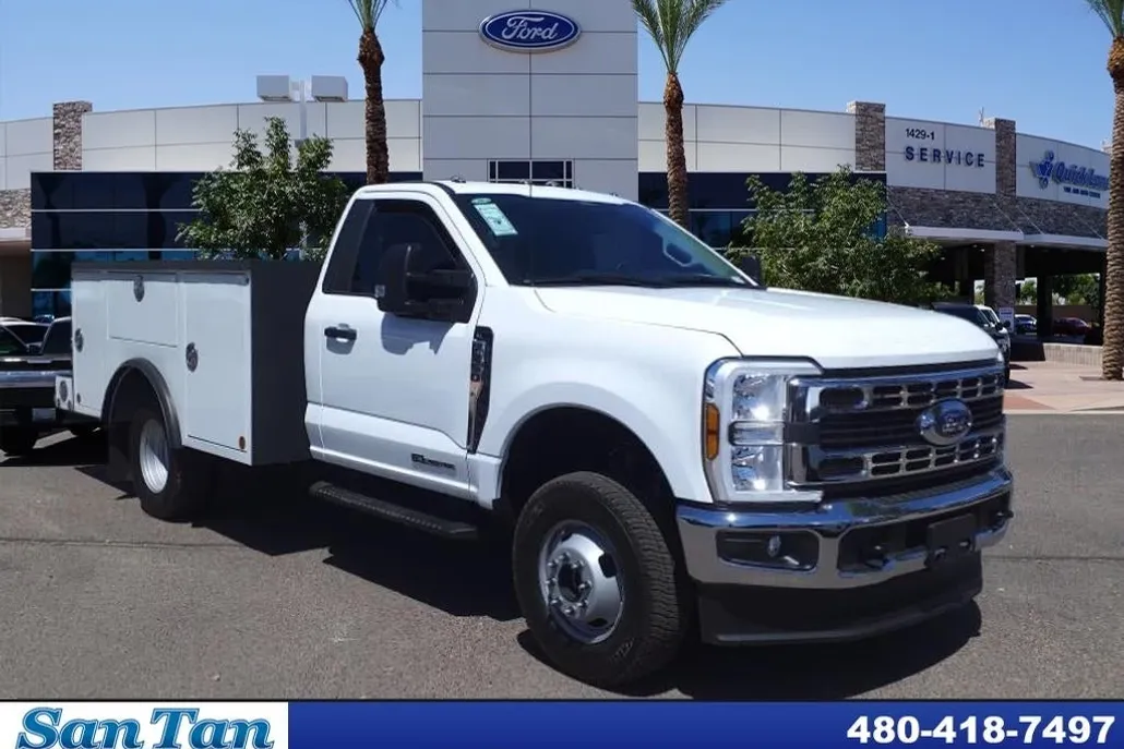 2024 Ford F-350 XL photo 1