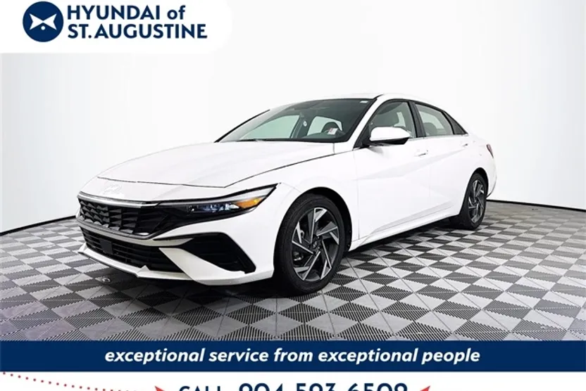 2024 Hyundai Elantra SEL Convenience photo 1