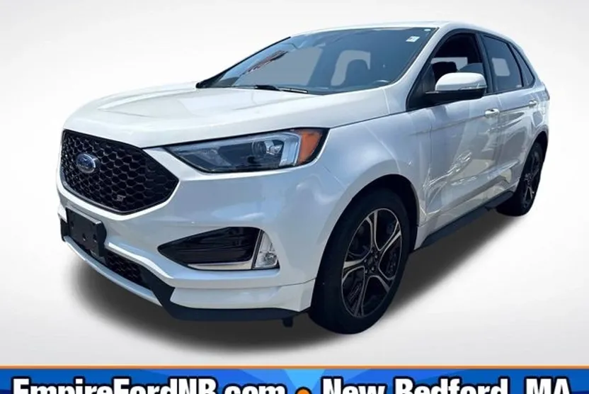 2021 Ford Edge ST photo 1