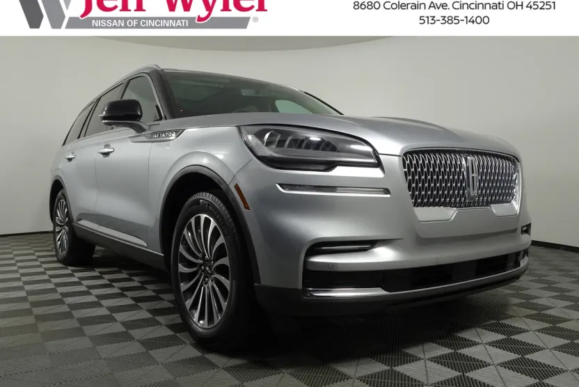 2023 Lincoln Aviator Reserve photo 1
